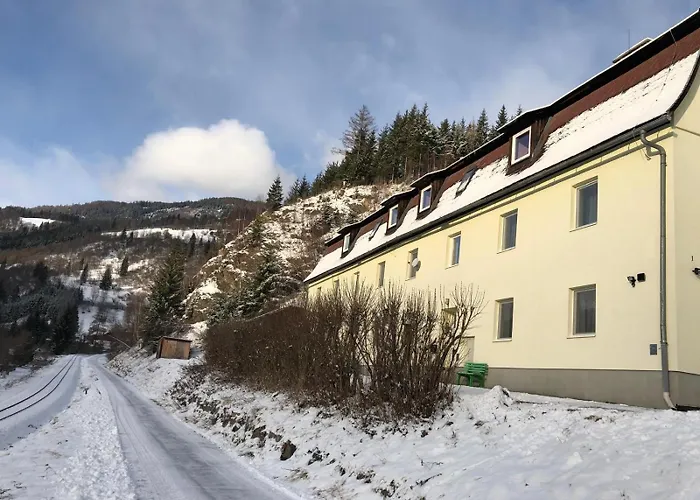 Moonriver Alps Lägenhet Ramingstein